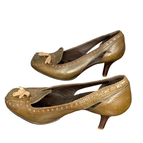 Henry Beguelin 40’s style army green leather pump w‎ khaki tassel. Size 6.5 - Picture 6 of 16